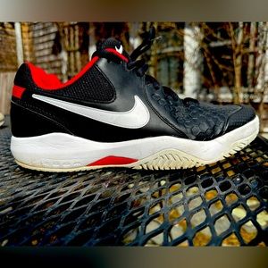 Nike Tennis Shoe - Size 11.5